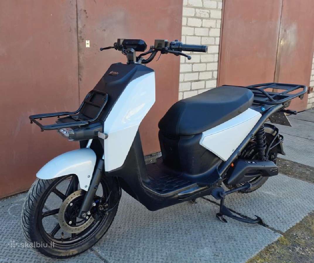 Parduodami galingi elektriniai motoroleriai - nuotraukos Nr. 6