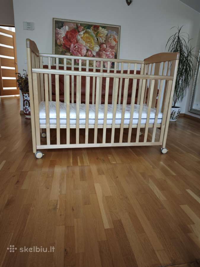 Vaikiška lovytė Yaapy Kids su čiužiniu.