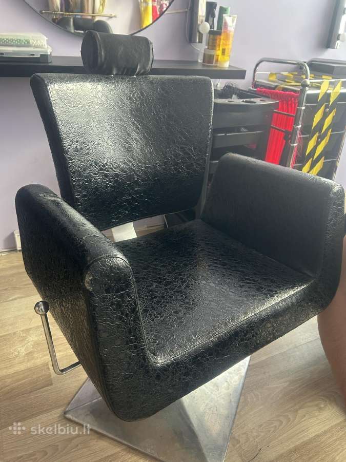 Barber kirpyklos kėdę