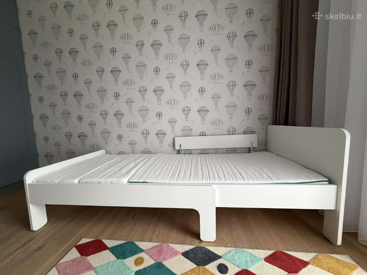 Ikea lova (keičiasi dydis)