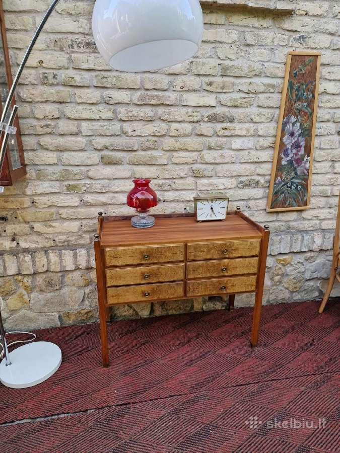 Vintažinė mid century riešutmedžio komoda - nuotraukos Nr. 6