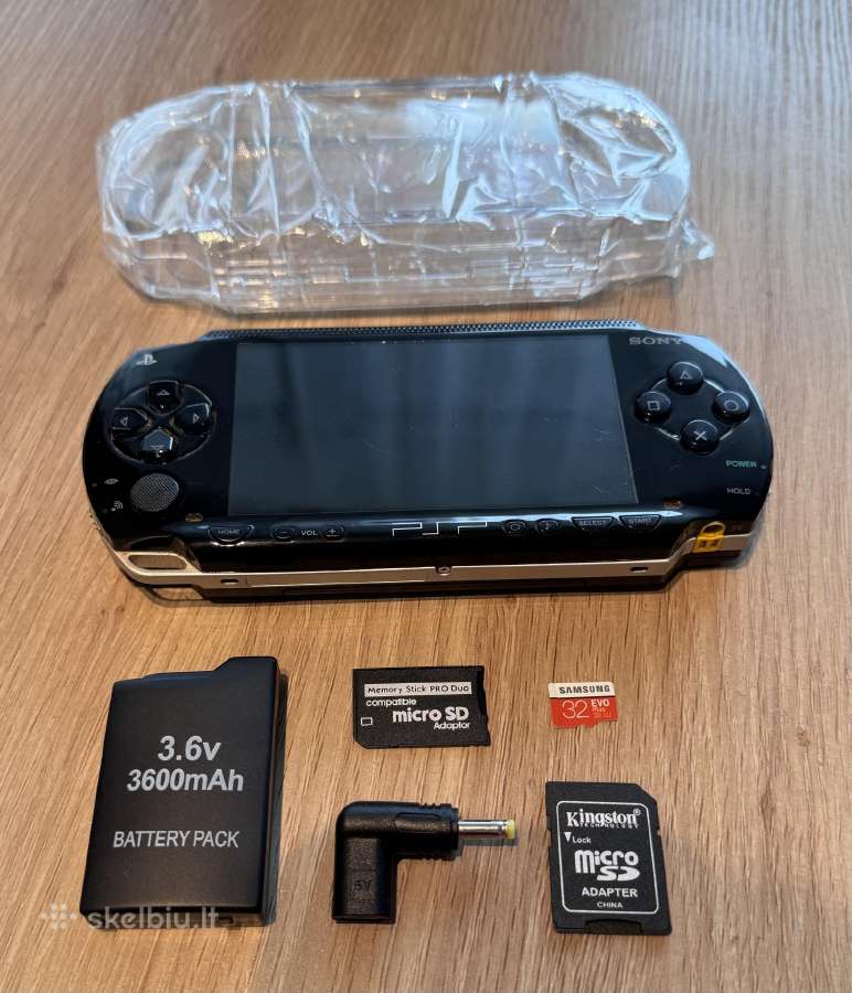 Atrištas su žaidimais Sony PSP+nauji priedai+32gb