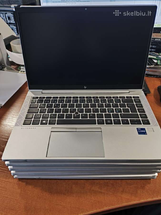 14.0 Fhd Ips Elitebook i5-1135g7 5vnt viso yra