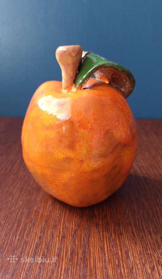 Dekoratyvinė keraminė obuolio statulėlė, 11cm aukš - nuotraukos Nr. 3
