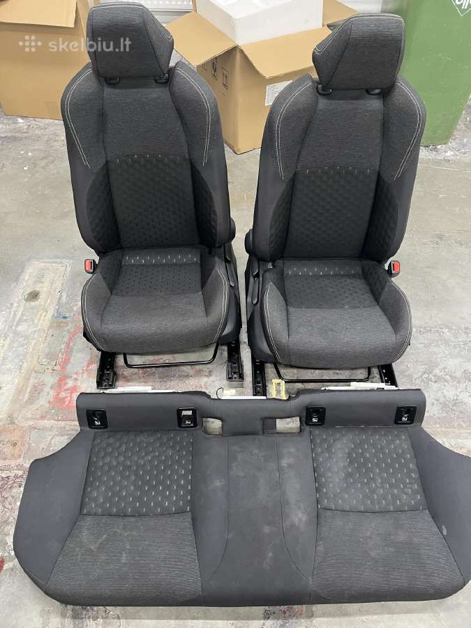 Toyota corolla universalas