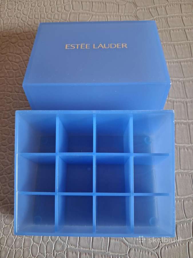Estee Lauder mėlynas plastikinis stovas/organaizer - nuotraukos Nr. 3