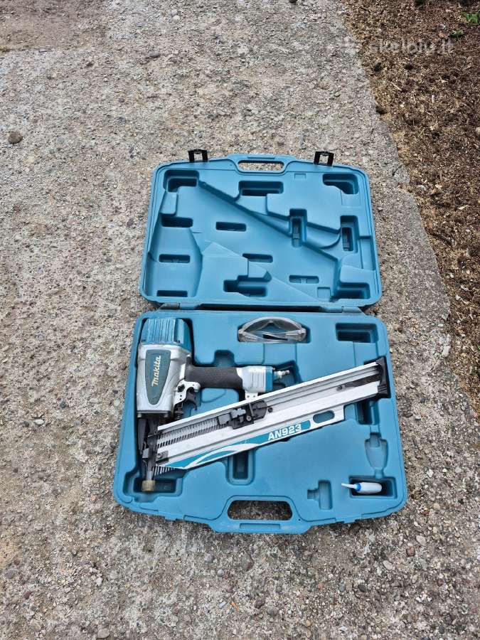 Makita