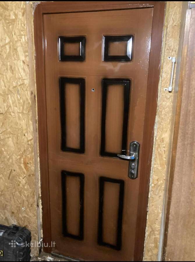 Lauko durys ir plastikiniai langai