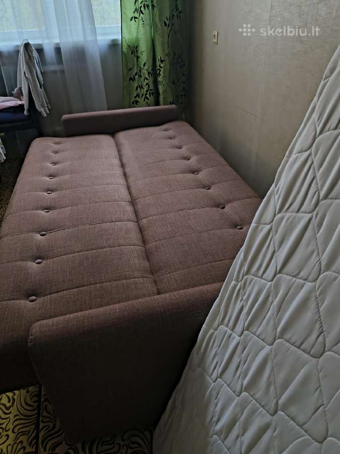 Parduodu sofa su ciuziniu geros bukles