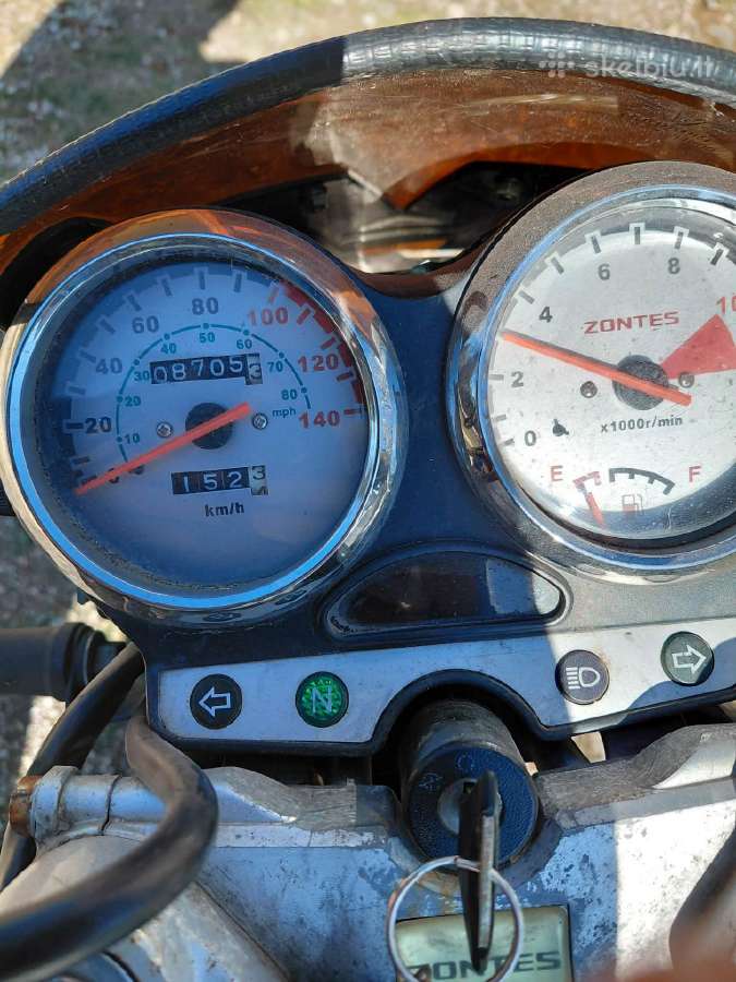 Motociklas pardavimui arba keitimui į paspirtuką