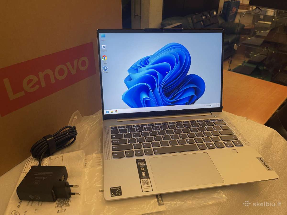 Lenovo Slim 5 14q8x9 32gb RAM 512gb SSD garantija