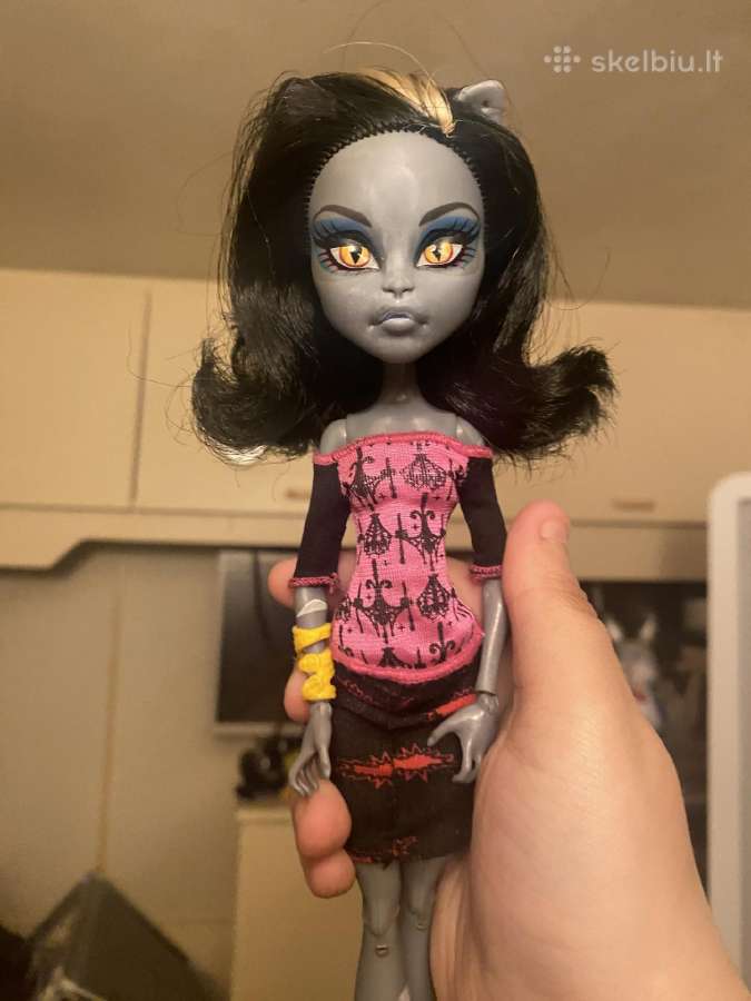 Monster high- ever after high