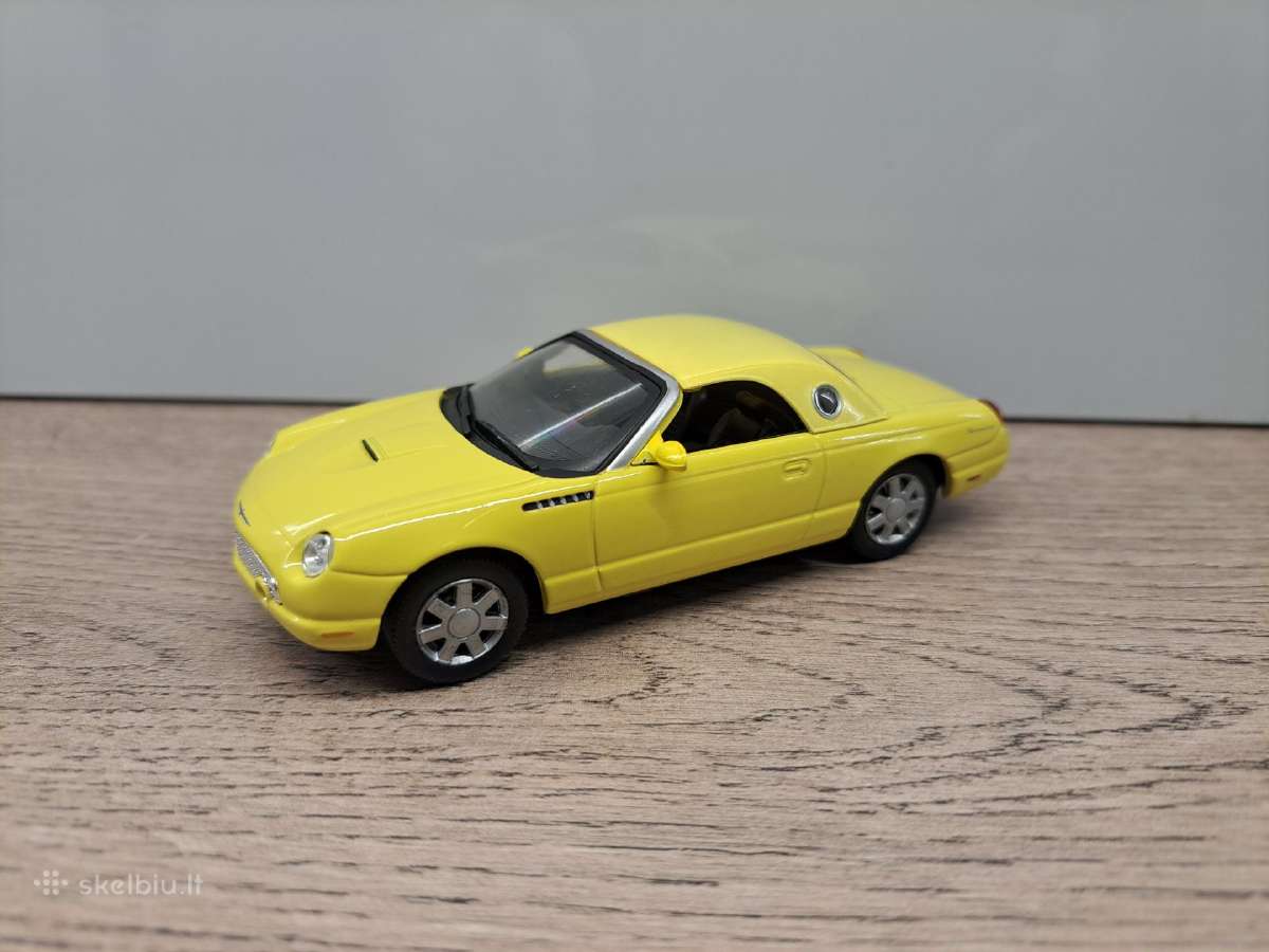 Ford Thunderbird modeliukas 1/43