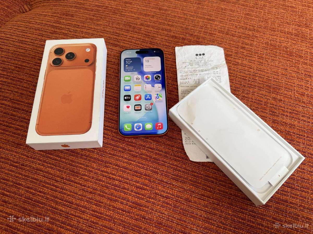 Naujas iPhone 17 pro orandžinis