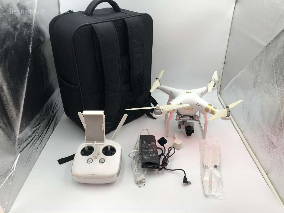 Dji Phantom 3 Professional dronas su krepšiu