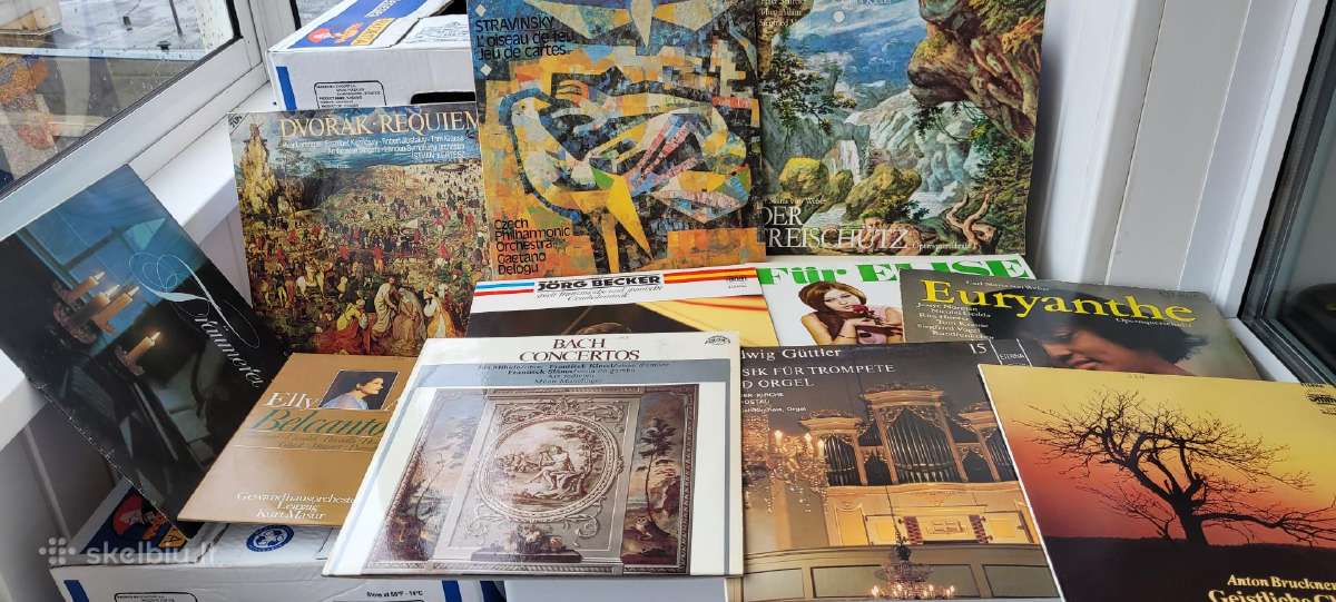 Prduodu vinilo plokšteles