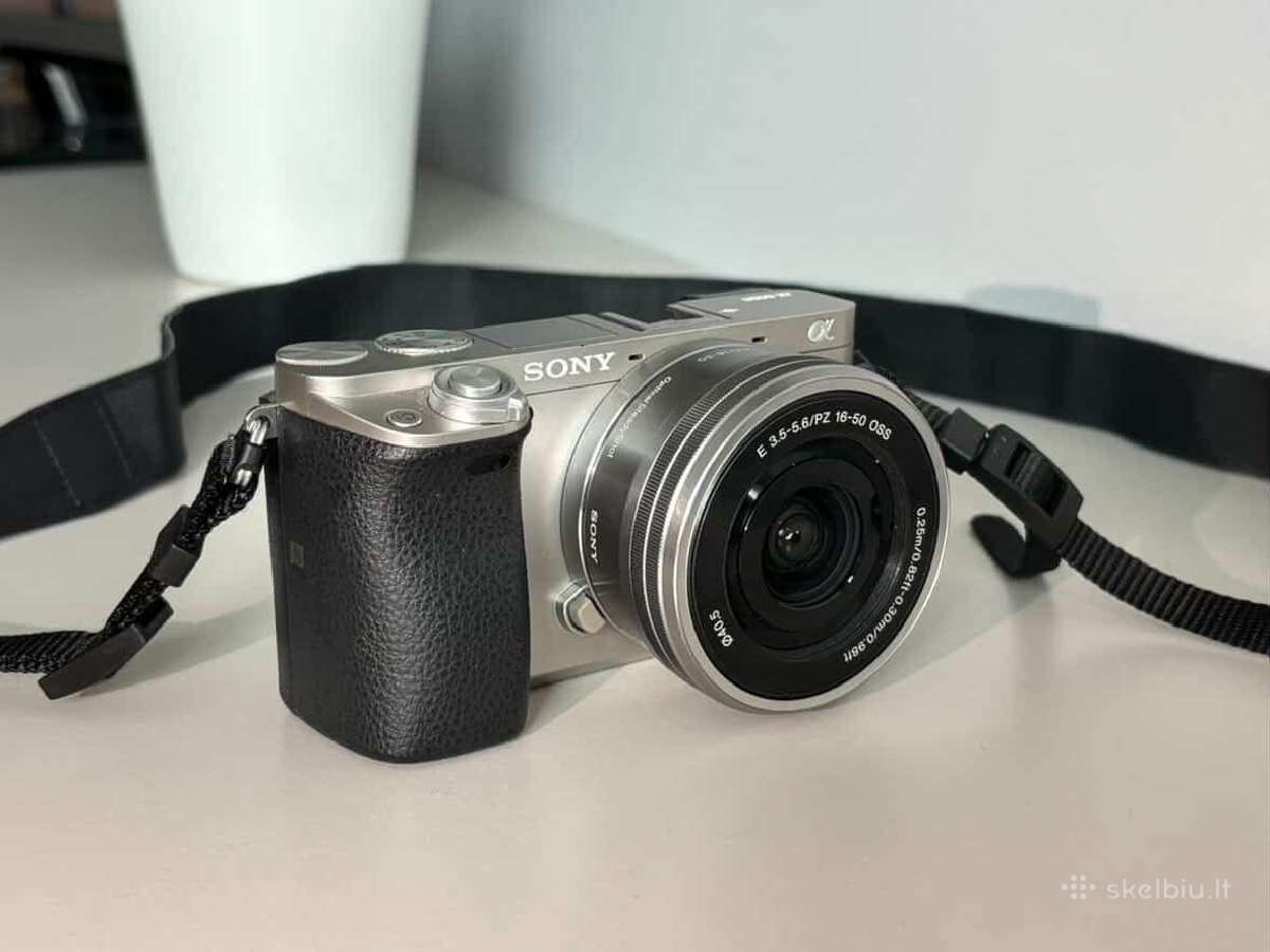 Sony A6000 fotoaparatas