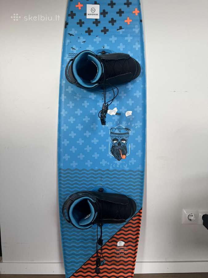 Ronix Park wakeboard su batais