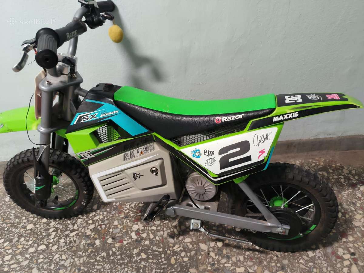 Parduodu elektrinį motociklą razor Mx350 - nuotraukos Nr. 3