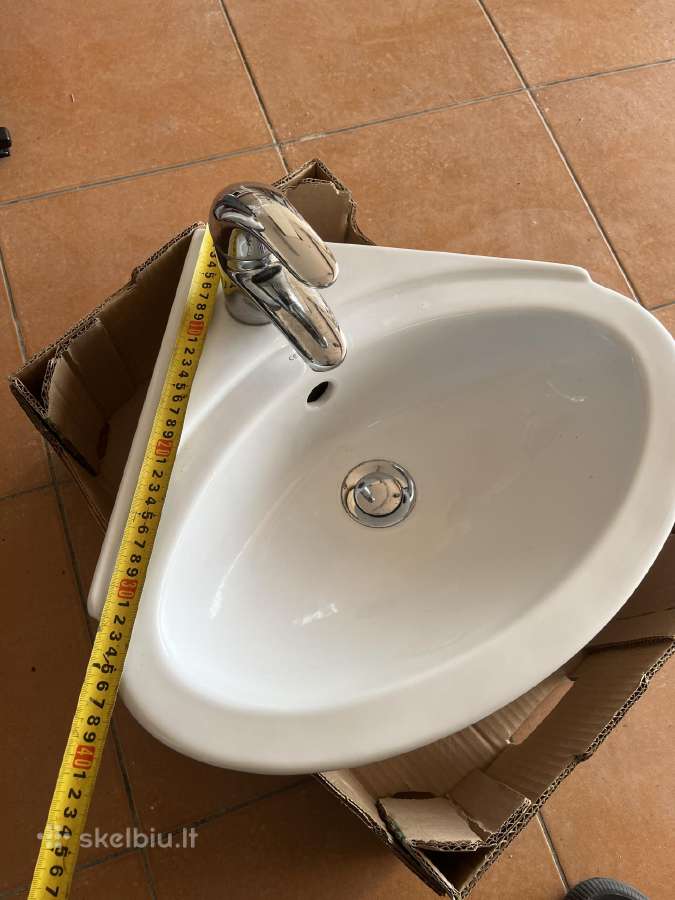 Kriaukle su Hansgrohe maišytuvu, sifonu - nuotraukos Nr. 3
