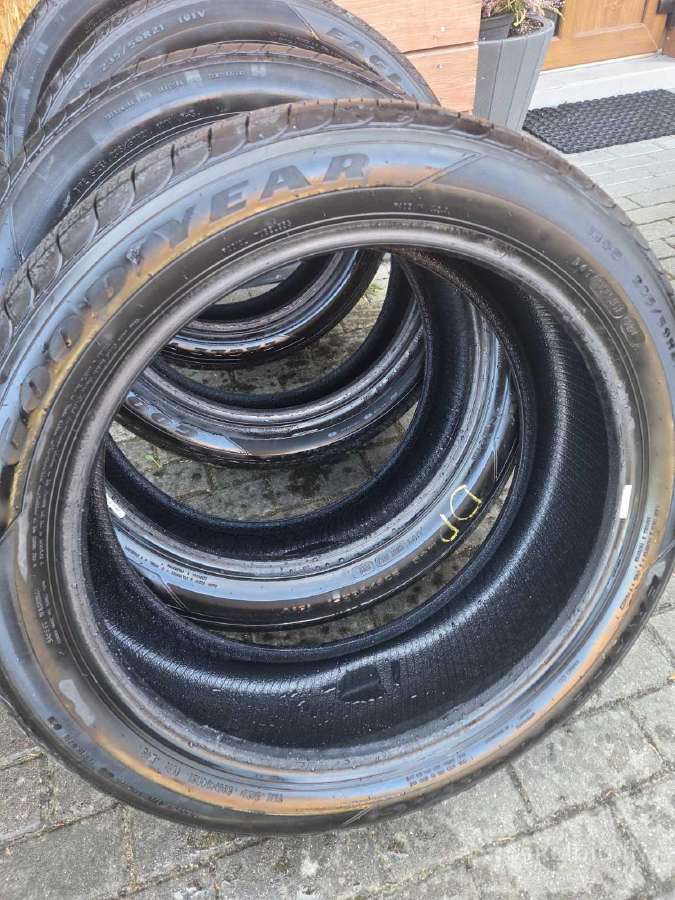 Goodyear M+s 21r 235/50