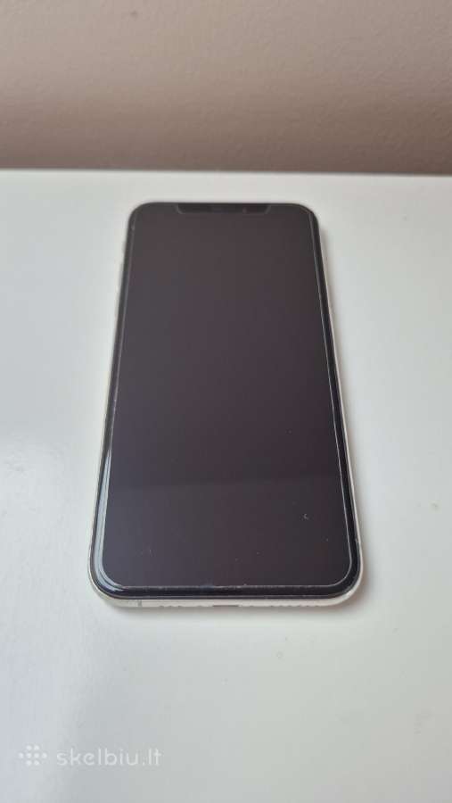 iPhone XS, Silver, 64gb