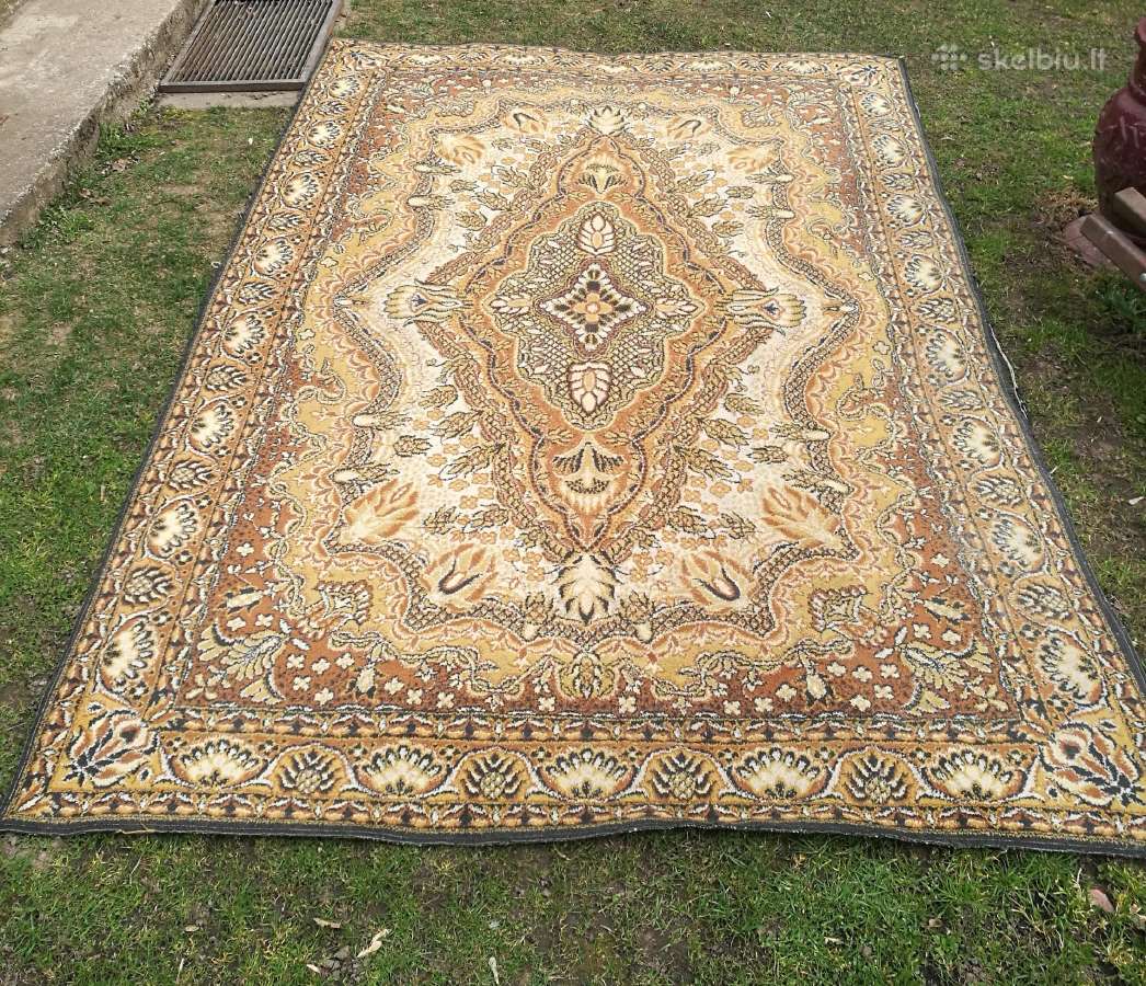 Kilimas 190 x 290 cm. Senas, vintažinis