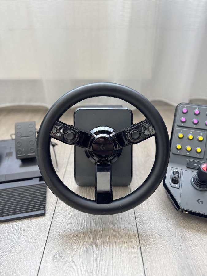 Logitech Heavy Equipment Bundle (Farming Simulator