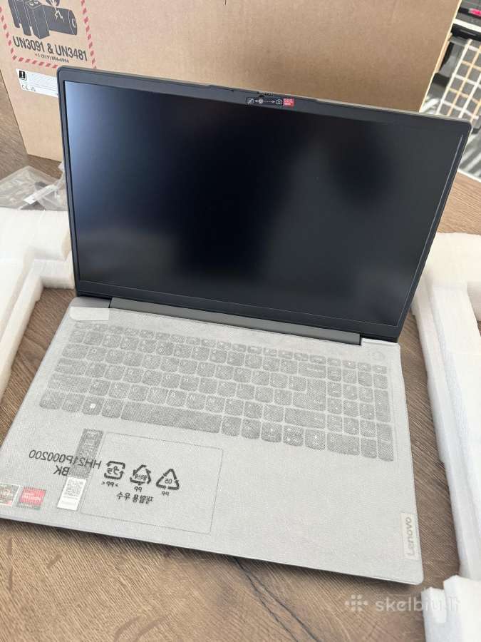 Lenovo Ideapad3