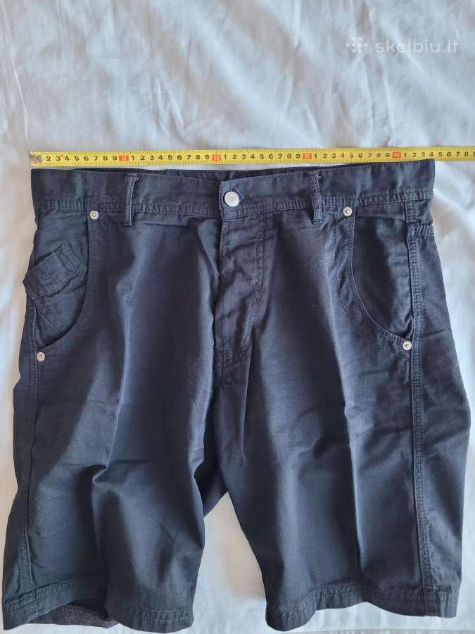 Šortai ,United Colors of Benetton" 34 d.