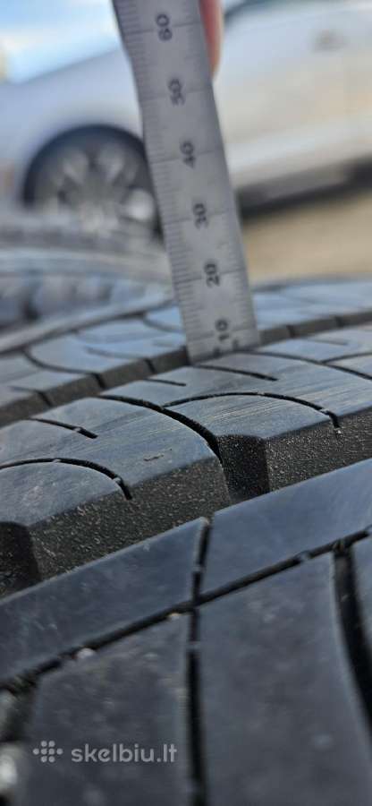 Goodyear Efficient Grip Cargo 215 65 R16c