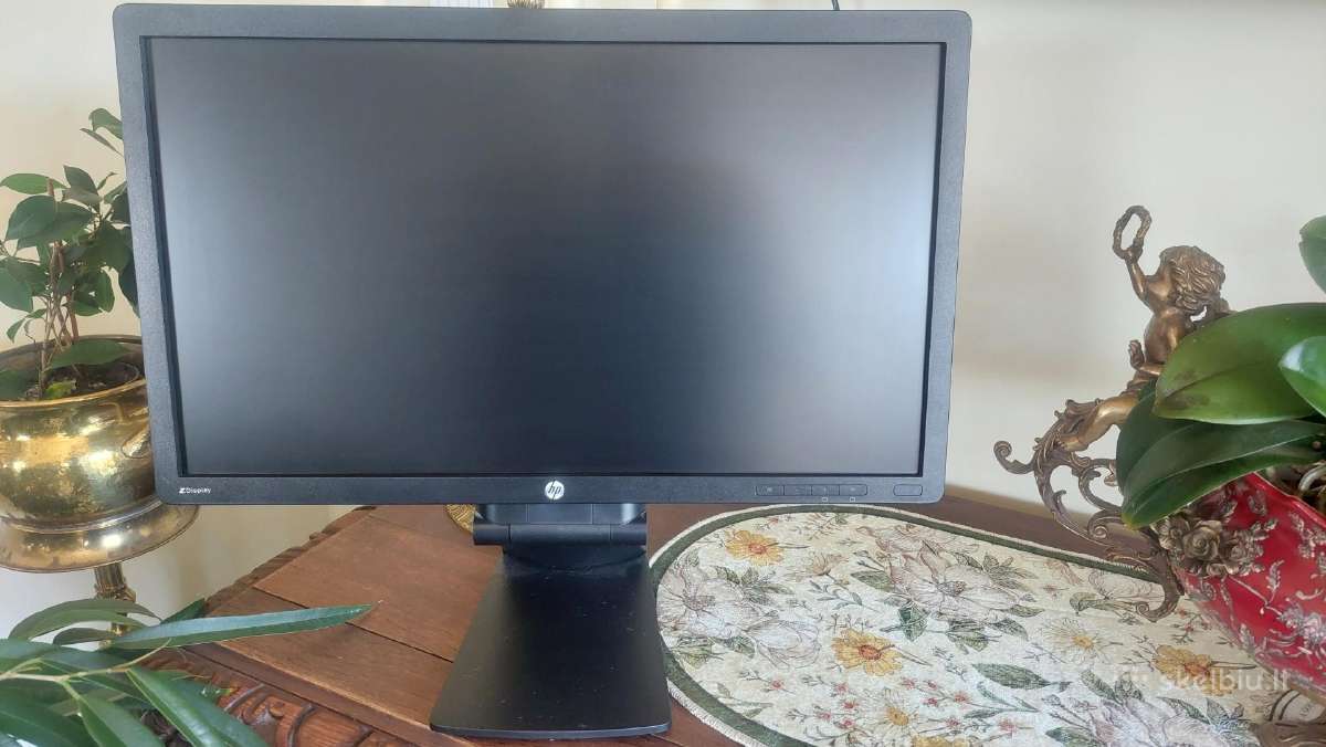 Hp Z23i monitorius 222