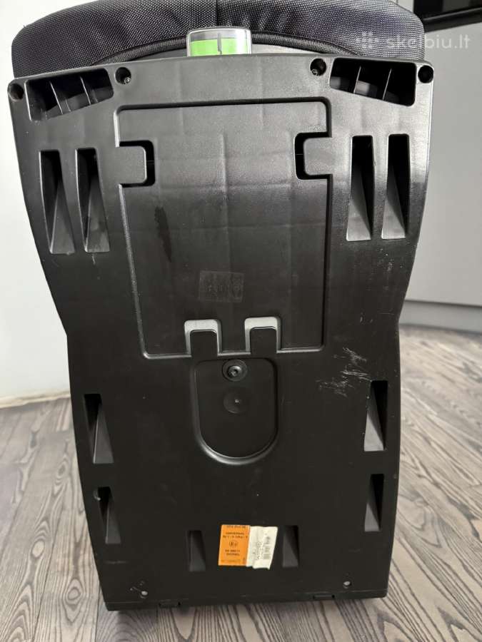 Maxi-cosi (9–18 kg) kėdutė su 5 taškų diržais - nuotraukos Nr. 3