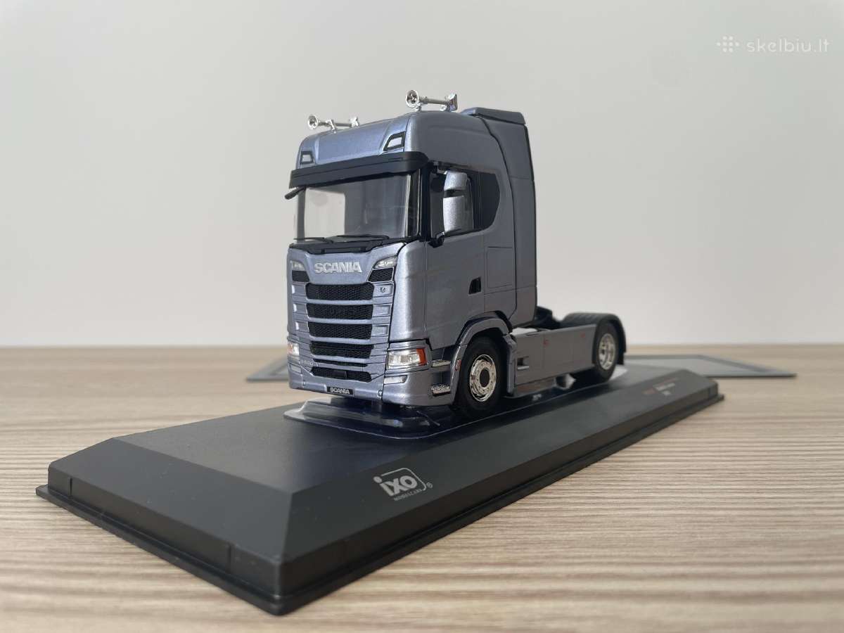 Parduodu Scania vilkiko modeliuką 1/43