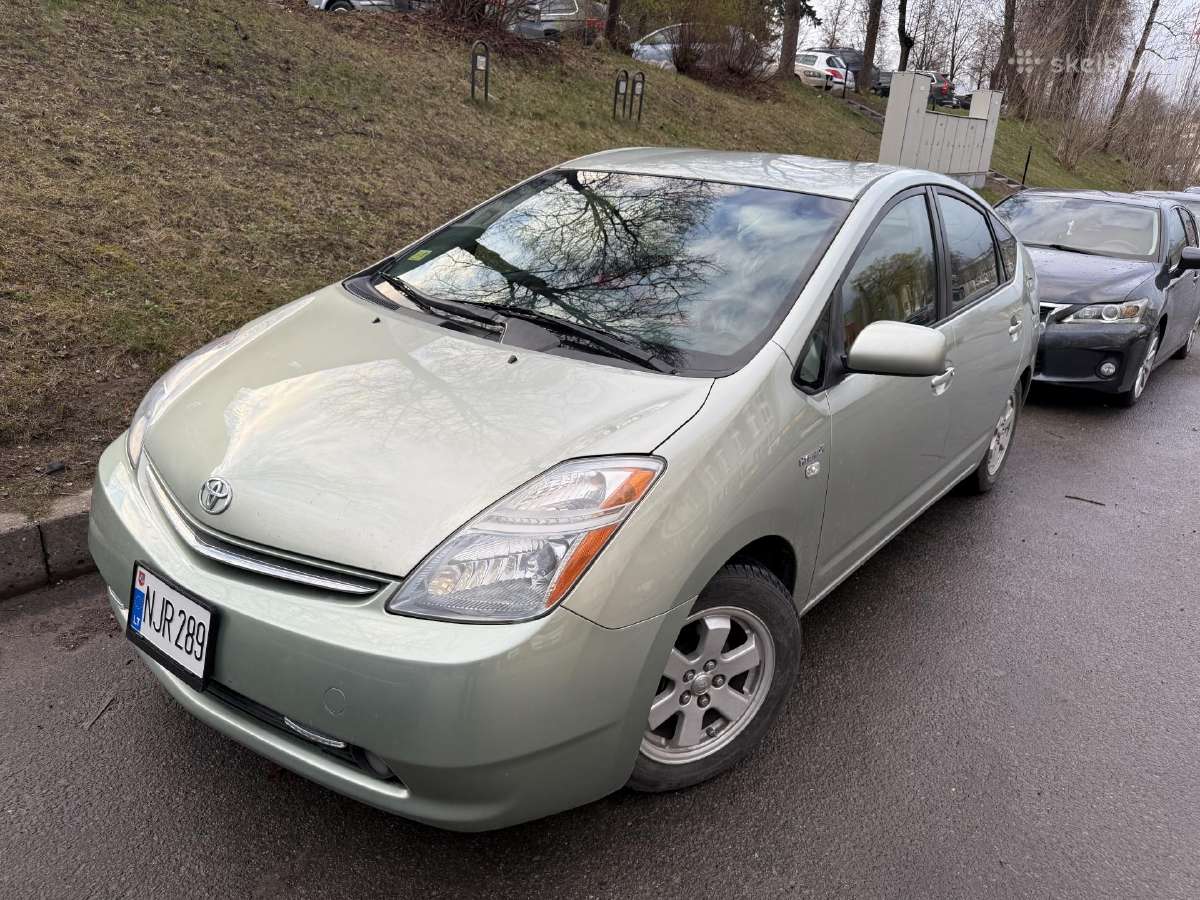 Toyota Prius 2 ir 3 nuoma. - nuotraukos Nr. 6