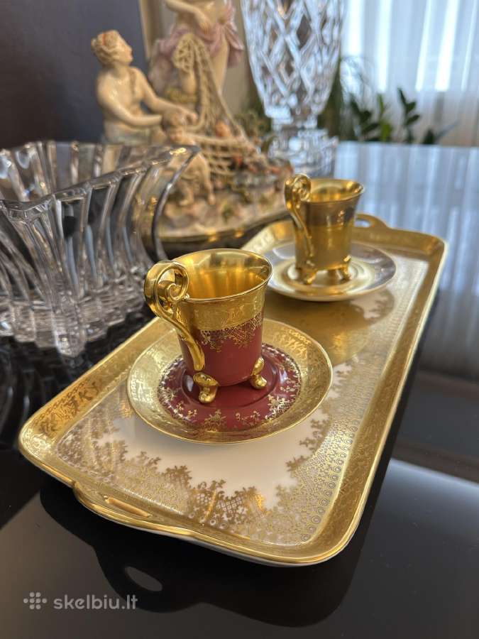 Karlsbaden prieškarinis kolekcinis puodelis