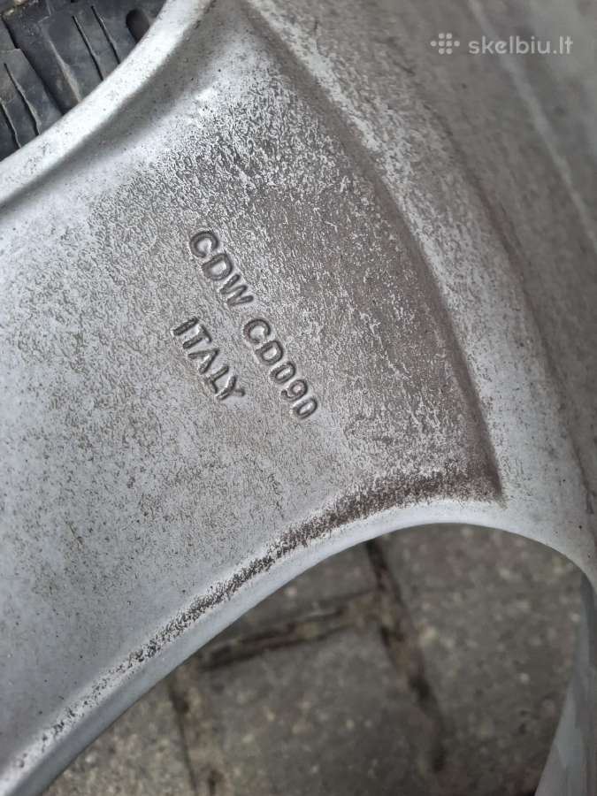 Bmw 320 ratai 5x120 R18, 180€
