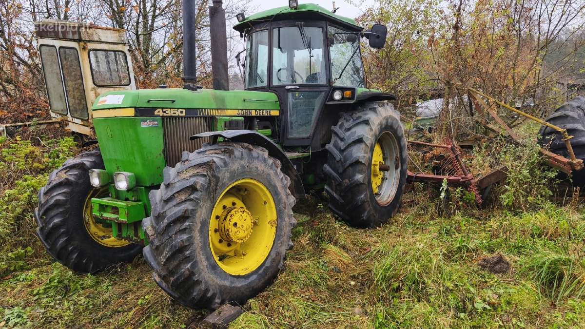 John Deere 4350