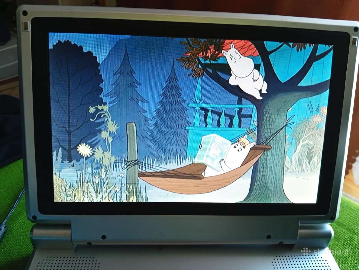 Dvd Filmai vaikams 30 vnt. + Grotuvas