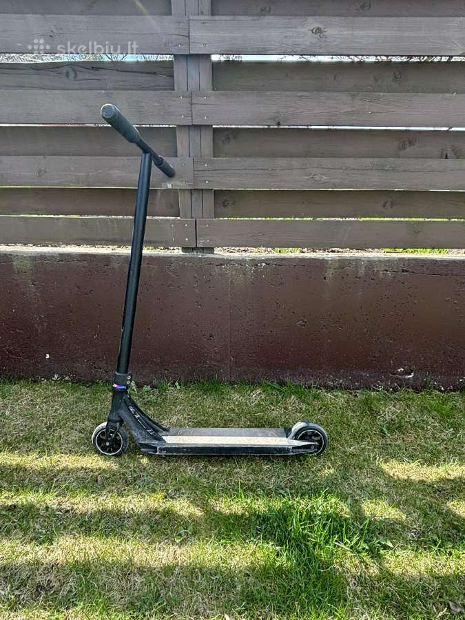 Custom triukinis paspirtukas ethic