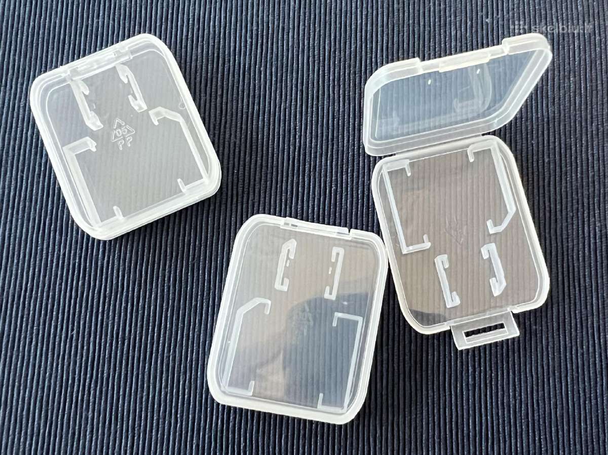 Dėklas Sd / micro Sd atminties kortelei saugoti