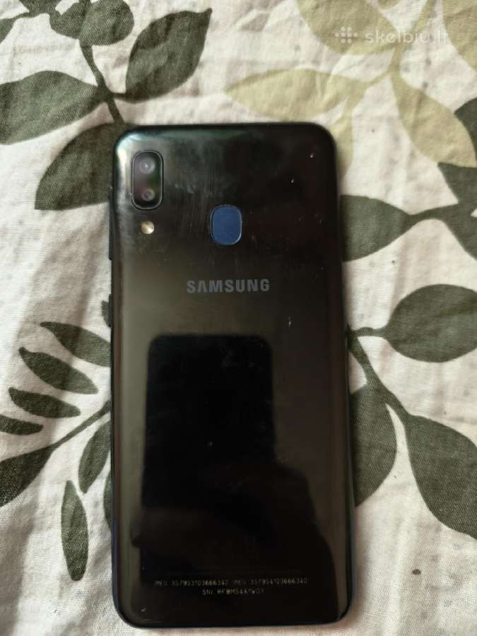 Samsung a20e