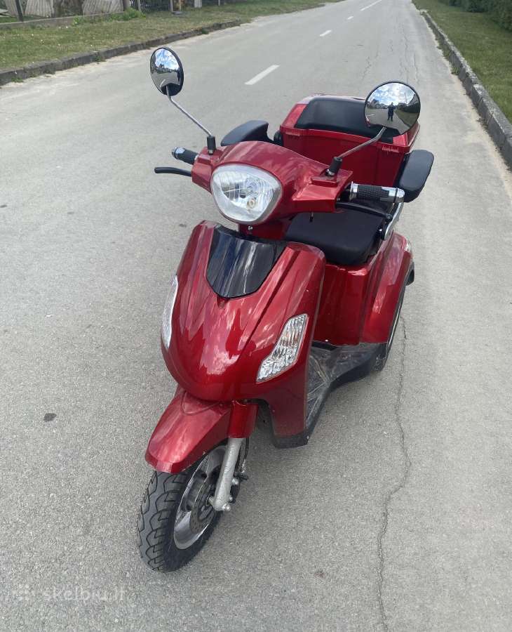 Elektrinis Triratis Motoroleris