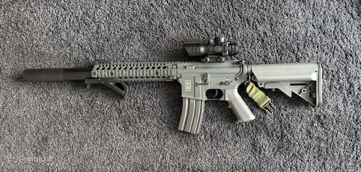 Airsoft ginklas Specna Arms M4a1