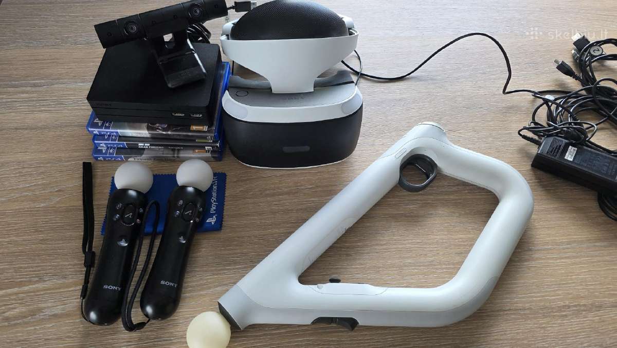 Playstation Vr akiniai su priedais