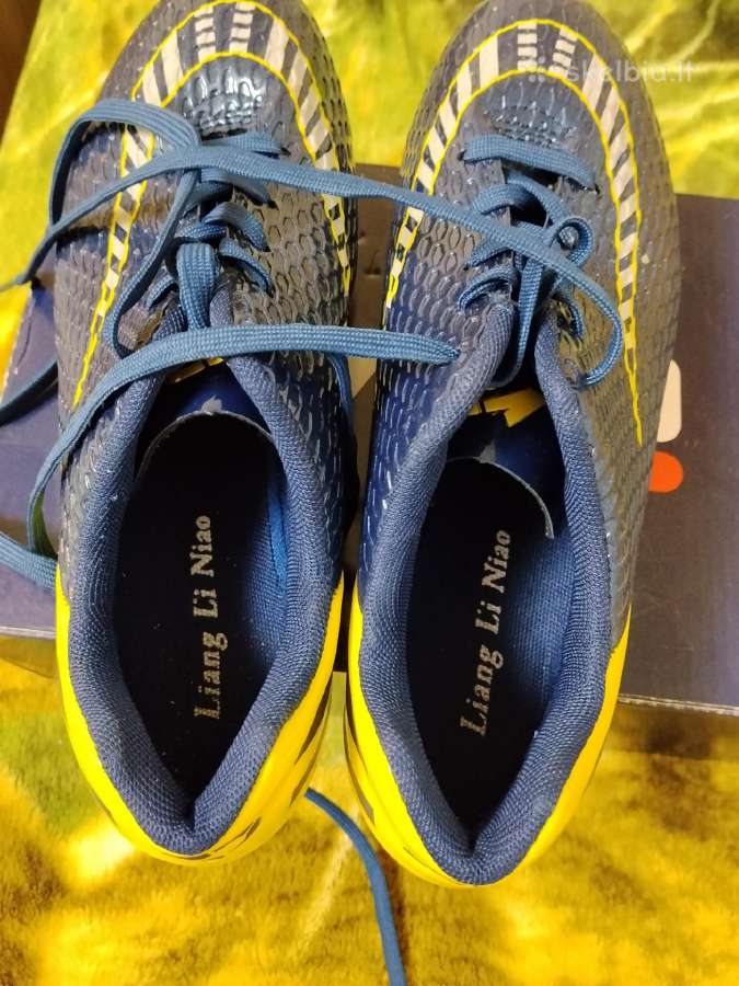 Bateliai lengvai atletikoje