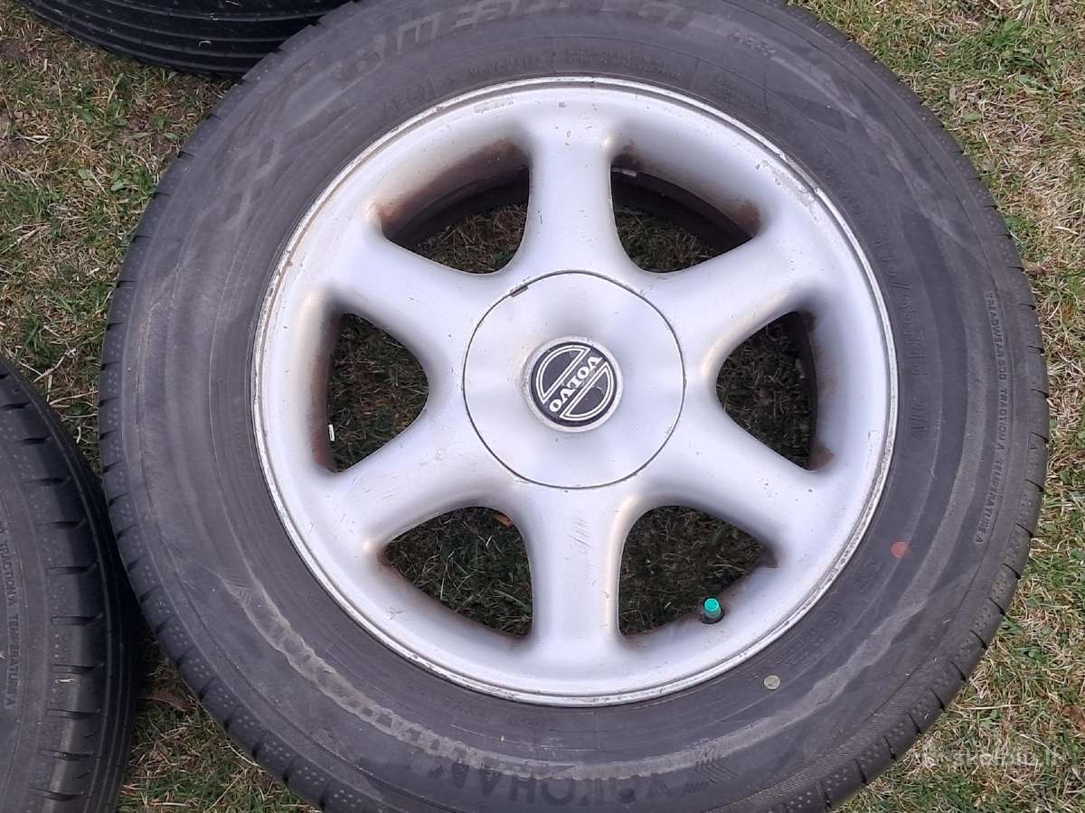 Volvo r15 ratlankiai vasarinėmis padangomis - nuotraukos Nr. 2