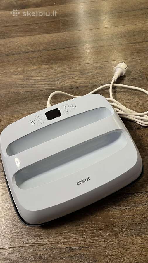 Termo presas Cricut Easypress 3 su priedais