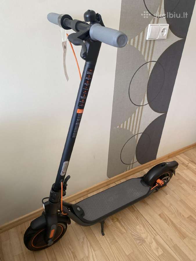 Elektrinis paspirtukas Segway Ninebot F40e - nuotraukos Nr. 2