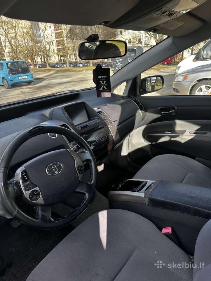 Toyota Prius nuoma/ Toyota prius for rent - nuotraukos Nr. 4